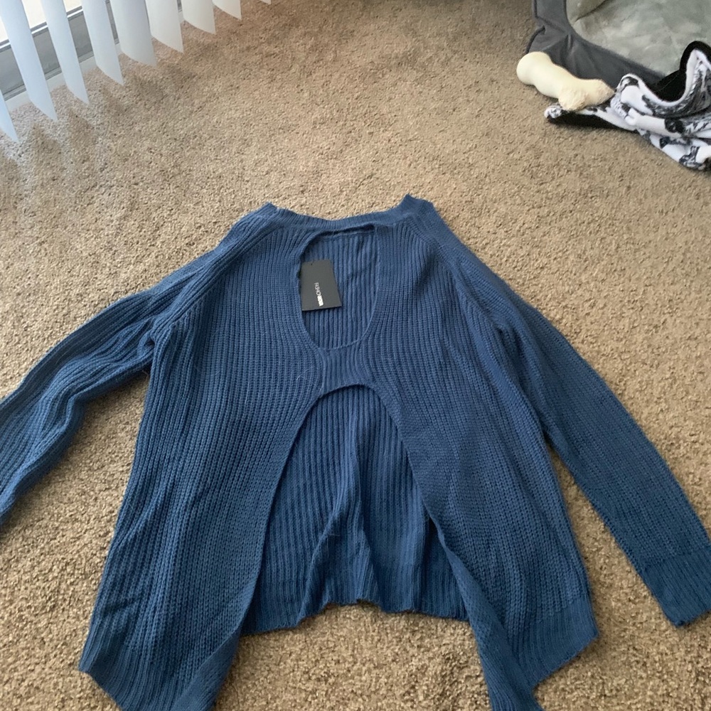 New never worn Fashion nova sweater